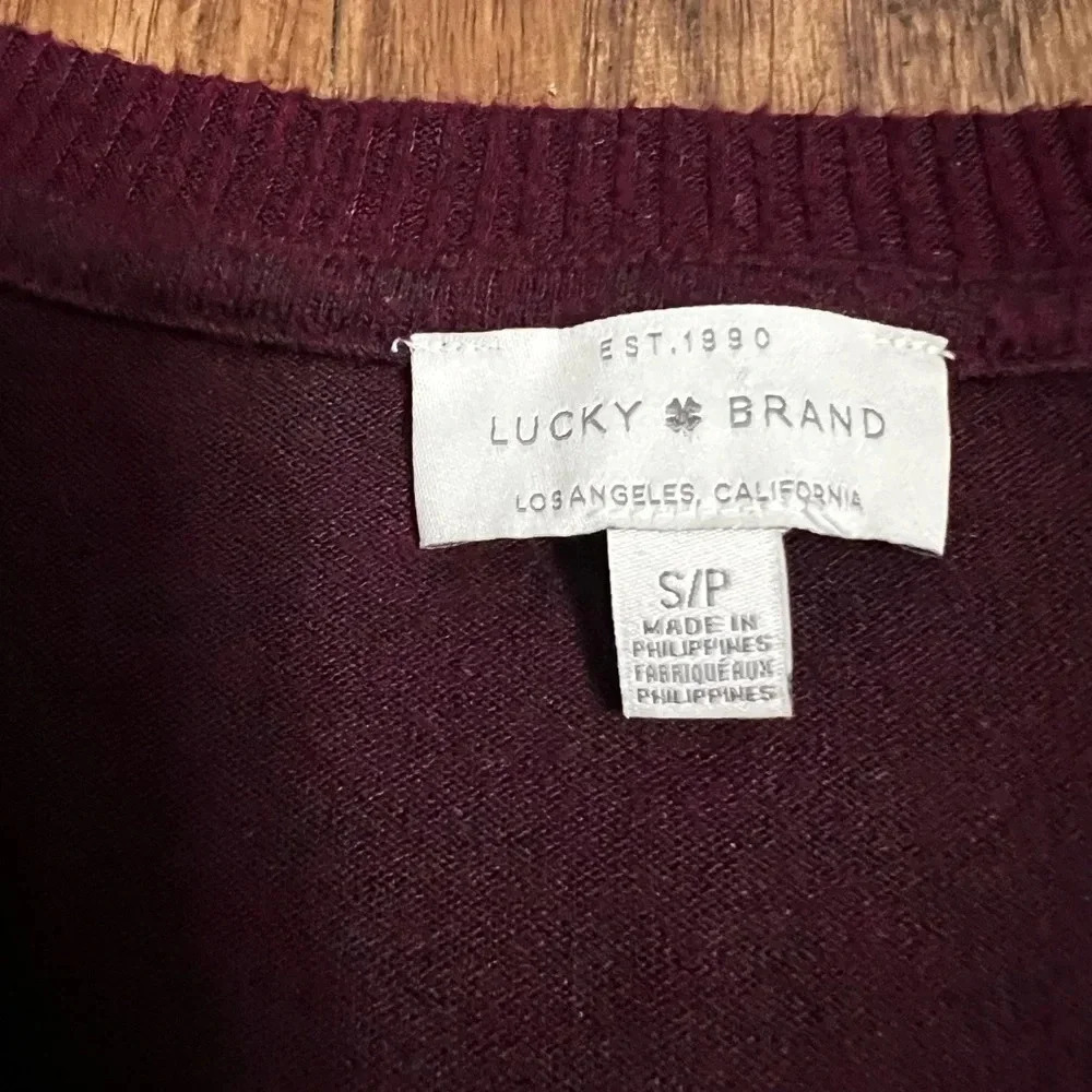 Oversized Lucky 🍀 Brand V-Neck sweater - Picture 8 of 8